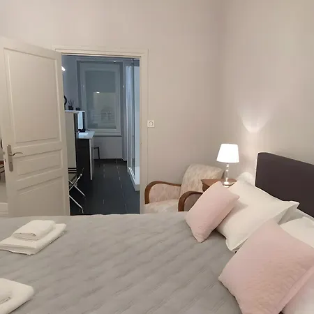 Entre Brionnais Et Bourbonnais 3* Montaiguet-en-Forez