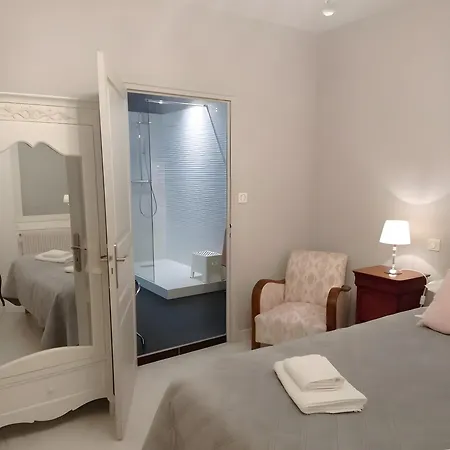 Bed & Breakfast Entre Brionnais Et Bourbonnais Montaiguet-en-Forez