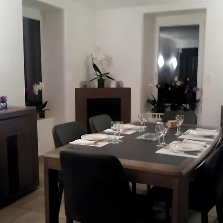 Bed & Breakfast Entre Brionnais Et Bourbonnais 3*