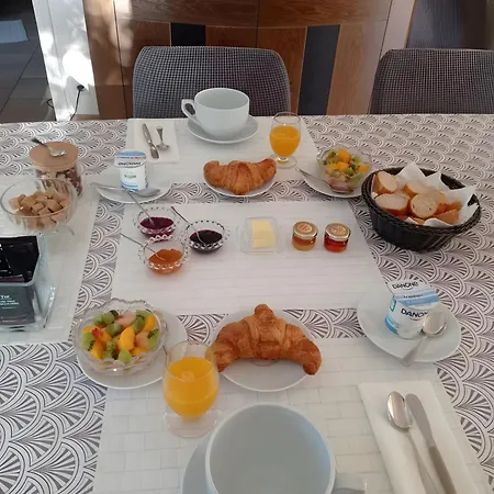 Bed & Breakfast Entre Brionnais Et Bourbonnais Montaiguet-en-Forez