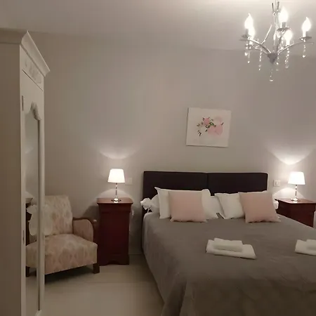 Bed & Breakfast Entre Brionnais Et Bourbonnais 3*